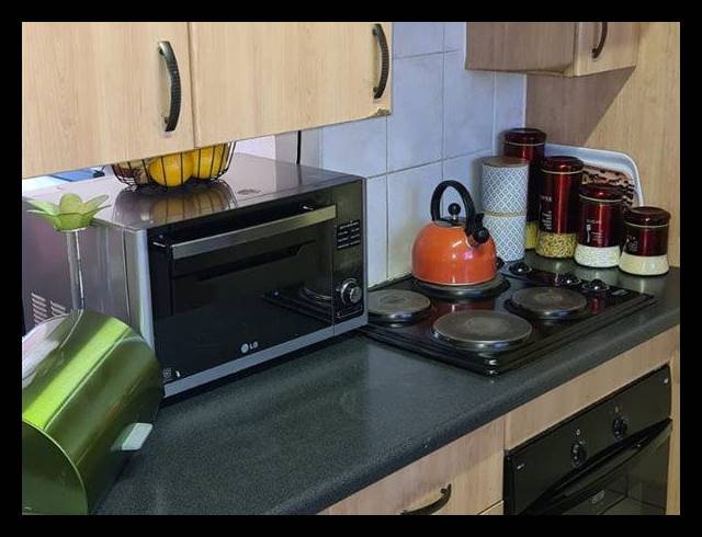 2 BEDROOM TOWNHOUSE FOR SALE IN BIRCHLEIGH